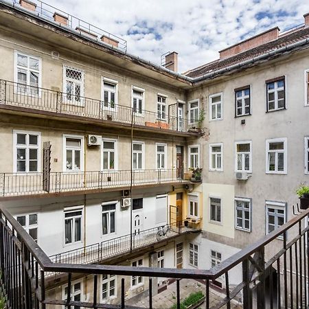 Bpr Stylish Vagabond Apartment With Ac Budapešť Exteriér fotografie